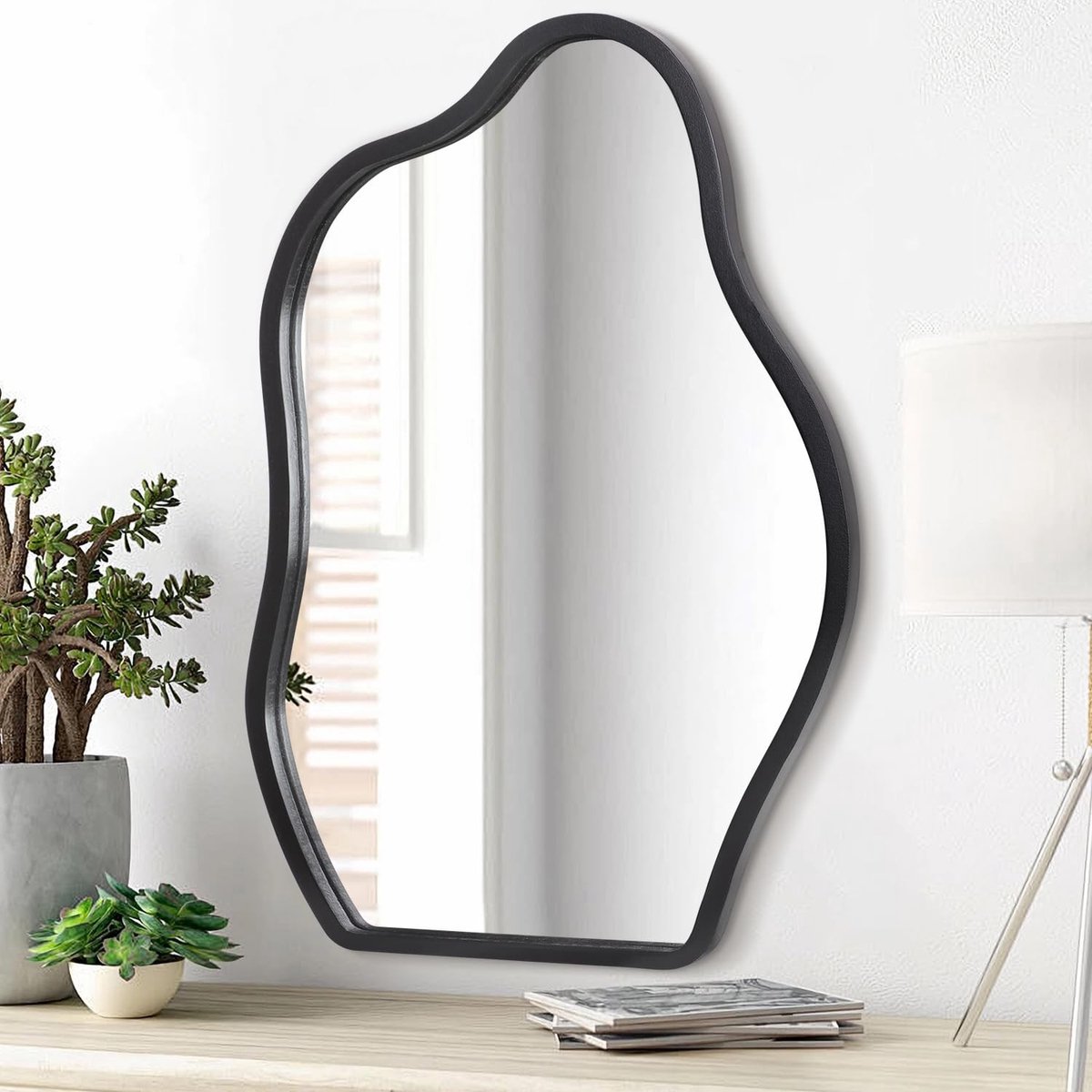 Omgoods - Asymmetrische Wandspiegel met Houten Frame - Modern en Uniek