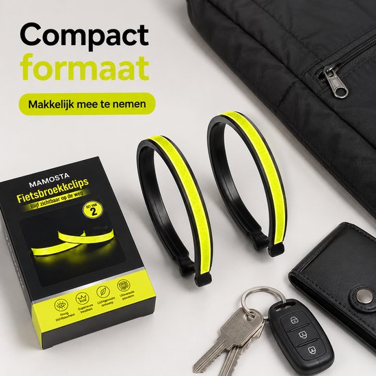 Twee reflecterende fluorescerende fietsbroekclips, een zwarte tas, portemonnee en sleutels.