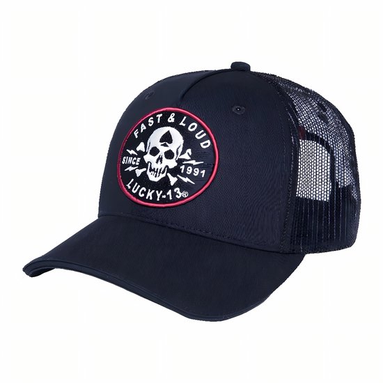 Casquette trucker noire Lucky 13 avec patch 'Fast & Loud Skull 1991' et bordure rouge.