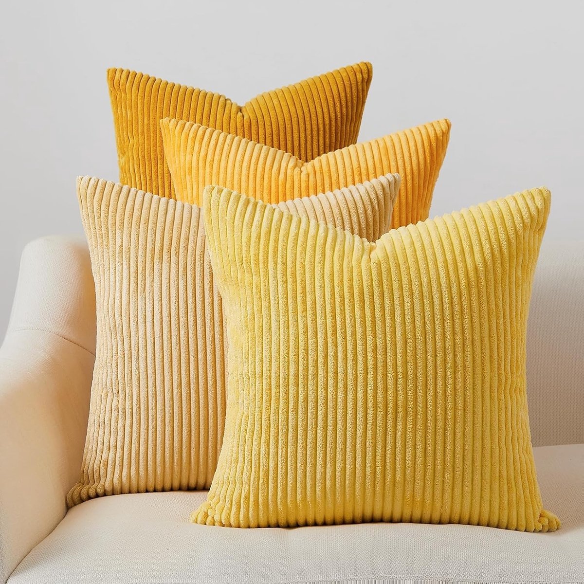 Elegante Gele Kussenhoezen 45 x 45 cm van Zacht en Duurzaam Velvet voor de Woonkamer, Modern Design met Verborgen Rits