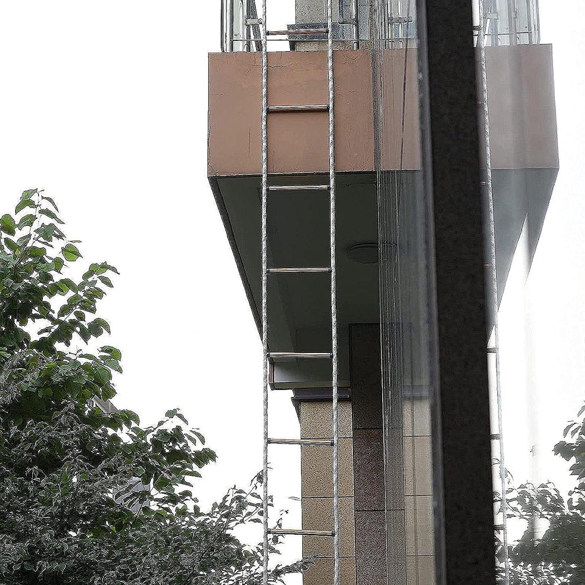 Herbruikbare Vluchtladder - Noodladder Brandtrap - Veilige Ontsnapping - Snel te Gebruiken - 25M - Wit & Blauw