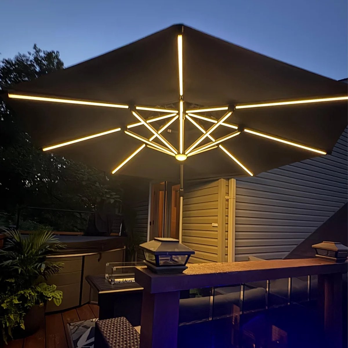 Purple Leaf Ronde zweefparasol met ledverlichting Ø330 cm - Grijs
