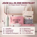Postpartum Recovery Kit van Vulpes Goods Babycare, met roze doos, peri bottle, koelpad, hazel spray, wegwerp ondergoed, hazel liners, hoesjes en schoudertas.