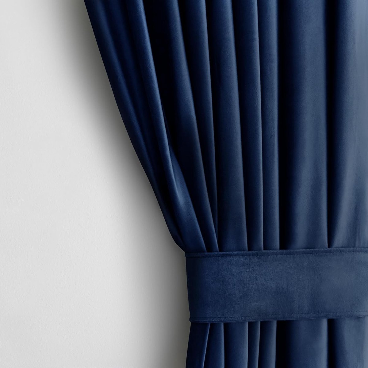 Gordijn Velvet optiek 140x270 cm Indigo 1 st. oogjesgordijn fluweel verduisteringsgordijn raamdecoratie licht glinsterend decoratief gordijn decoratief gordijn