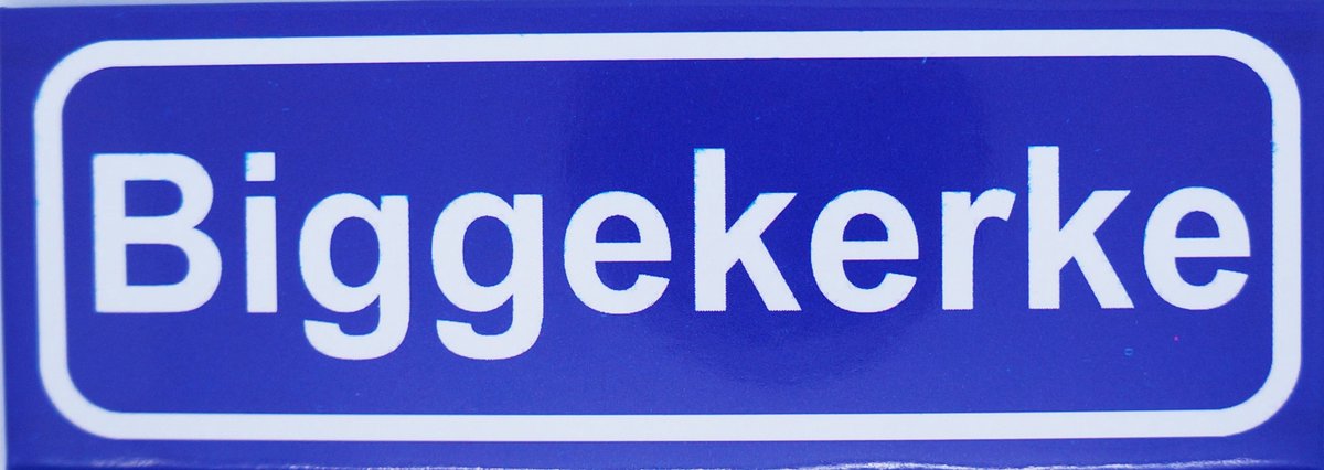 Souv© - koelkast magneet - plaatsnaam bord - kombord - souvenir - koelkastmagneetje - relatiegeschenk Biggekerke