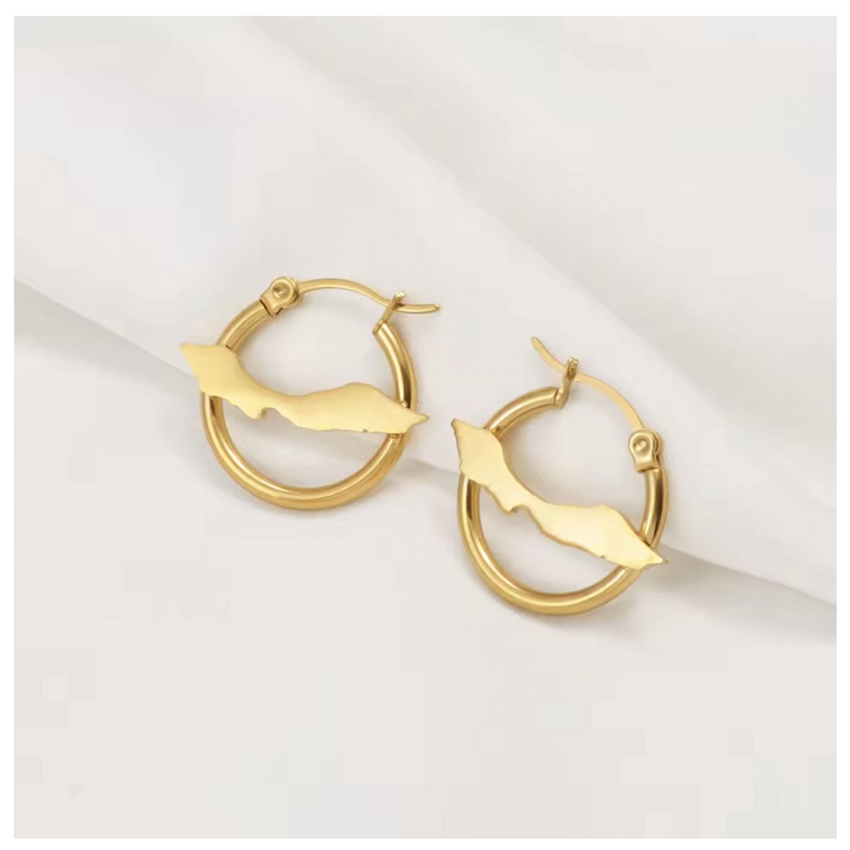 Curaçao Oorbellen Set - Kleur: Zilver - Luxe Zilverkleurige Oorbellen Set - Hoge Kwaliteit - RVS / Stainless Steel / Roestvrijstaal - Oorhangers / Oorring / Oorbel - Cadeau - Incl. Luxe Verpakking - Dames / Vrouwen - Korsou / Dushi Curacao