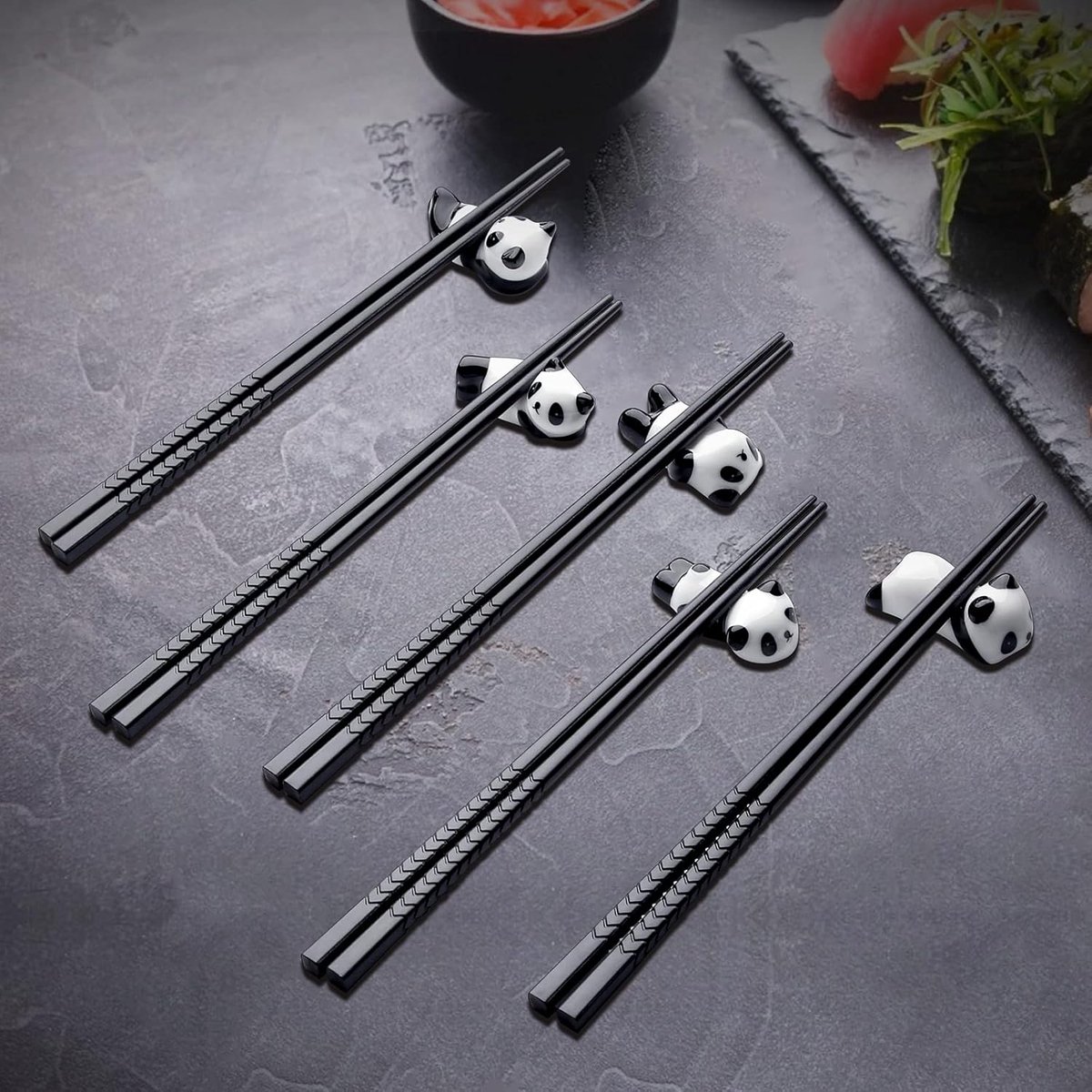 SnelShoppen - 5 Pairs Eetstokjes van Antislip Legering + 5 Keramische Houders, Duurzaam en Licht, Ideaal voor Restaurant en Thuisgebruik