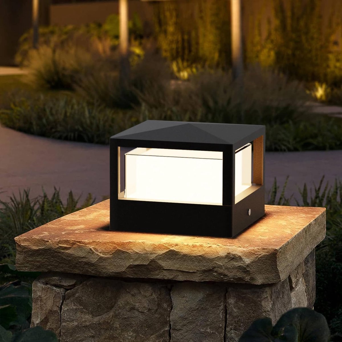SnelShoppen - FREEUP Outdoor Pedestal Light - 15W LED Tuinverlichting - Vierkante Warm Witte Bollard Lamp - IP65 Waterdichte Aluminium Zwart Tuinlamp