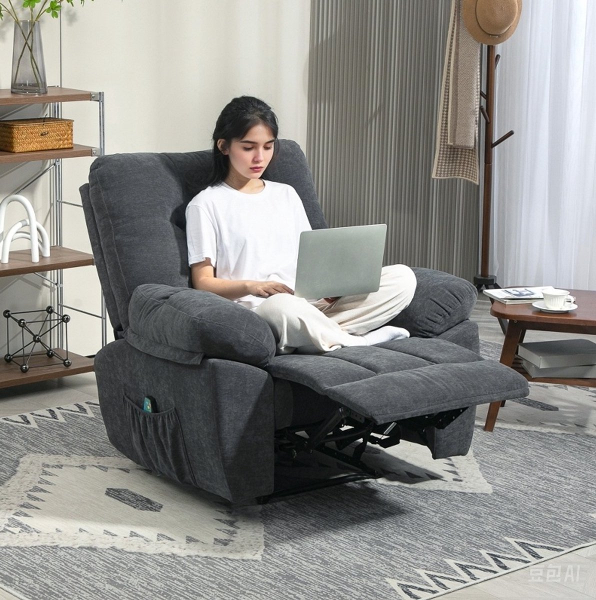 FloraGrace Fauteuil 100 x 102 x 107 cm - Met 8 Vibratiepunten, Lendenverwarming En Voetensteun - Voor Woonkamer Of Slaapkamer - Stof - Donkergrijs