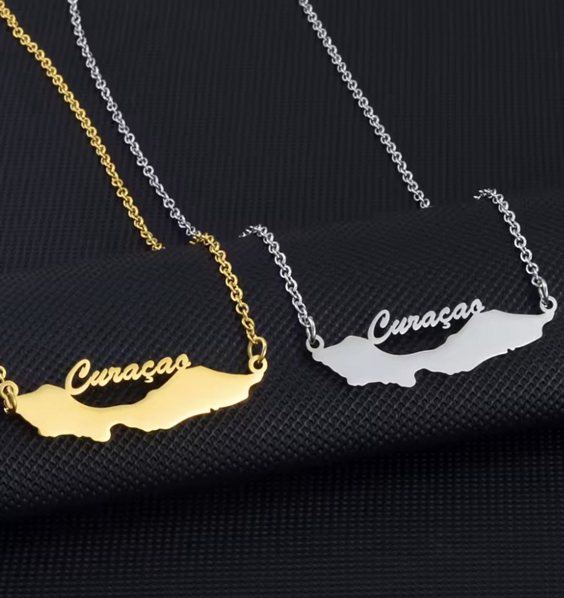 Maevi Ketting - Kleur: Zilver - Roestvrijstaal / RVS - Hoge Kwaliteit - Curacao / Korsou Ketting - Lengte: 45 cm - Breedte: 3.5 cm - Luxe Ketting - Curaçao - Halsketting - Cadeau - Sieraden - Mi Dushi Korsou - Hoge Kwaliteit
