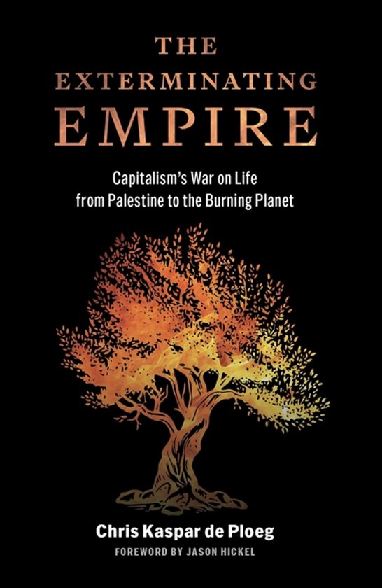 De kaft van 'The Exterminating Empire' toont een boom met oranje en gele bladeren, met de titel en ondertitel in witte letters.