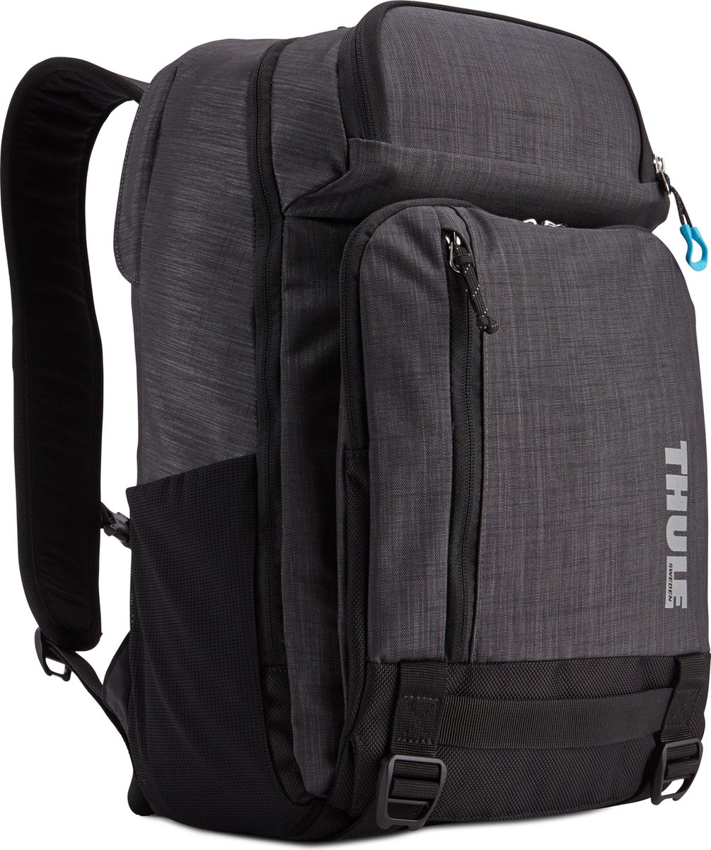 thule stravan backpack for macbook pro