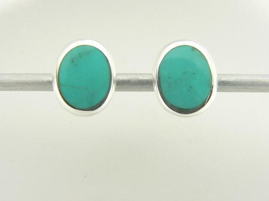 Fijne ovale zilveren oorstekers met groene turkoois