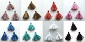 24 Thread Tassel - 8 kleuren - 3cm - Leuke decoratieve sierkwastjes
