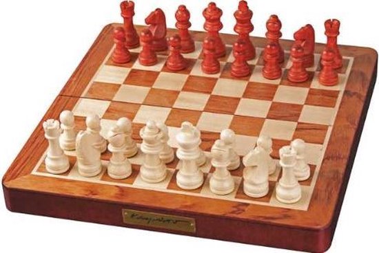 KASPAROV International Master Chess Set