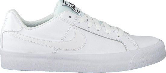 Nike Dames Sneakers Court Royale Platform - Wit - Maat 44 | bol.com