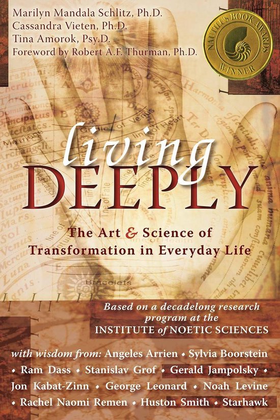 Boekomslag voor 'Living Deeply: The Art & Science of Transformation in Everyday Life', met een achtergrond van antieke kaarten en astrologische symbolen.