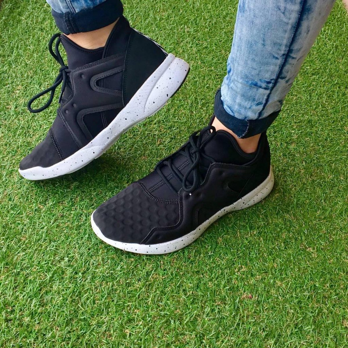 Reebok Sayumi 2.0 zwart training fitness schoenen dames | bol.com