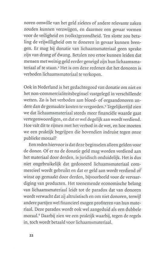 Pagina 22 met tekst over de ethische en morele aspecten van orgaandonatie en de verkoop van lichaamsmateriaal.