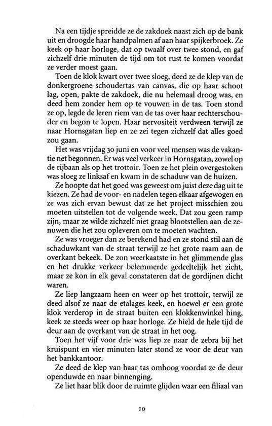 Pagina 10 van een boek met tekst over een vrouw in een bank, wachtend op een kruispunt bij een bankkantoor.