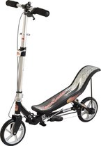Space Scooter Zwart/Wit tot 90 kg - Step