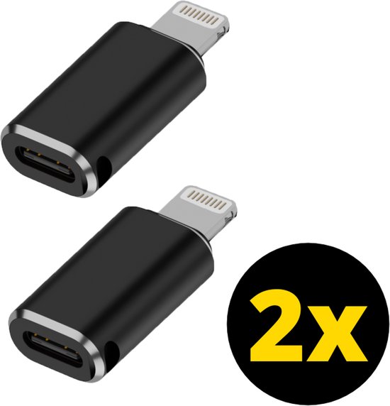Twee zwarte 8-pins naar USB-C adapters met zilverkleurige randen, met '2x' aanduiding.