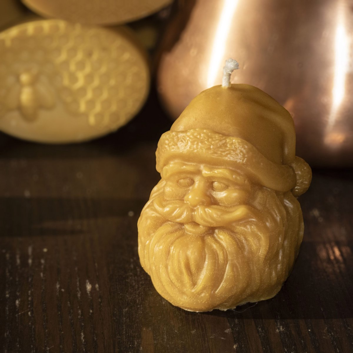 Bijenwaskaars kerstman, hoofd