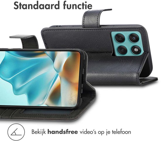 Zwarte telefoonhoes opengeklapt, met telefoon en camerasysteem.