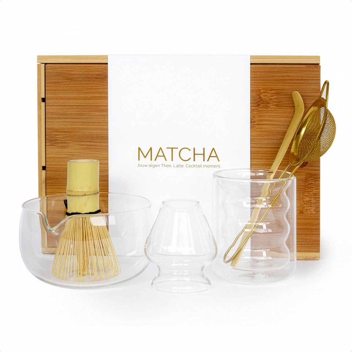VIECHIC Matcha Set – Luxe 6-delige Matcha Cadeauset – Glazen Kom, Dubbelwandig Glas & Gouden Accessoires – Bamboe Cadeaudoos