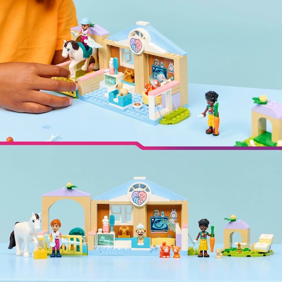 Enfant jouant avec une clinique vétérinaire LEGO; en bas, père et enfant avec l'ensemble.