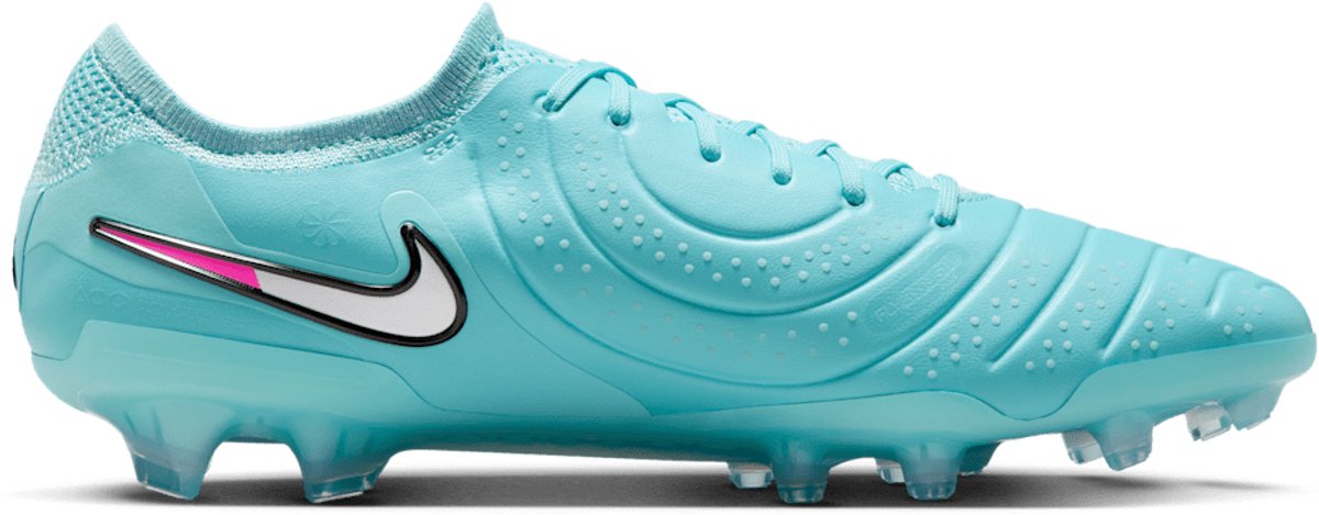 Nike Legend 10 Elite voetbalschoen voor heren in lichtblauw, maat 44.5, zonder doos, met opvallende details.