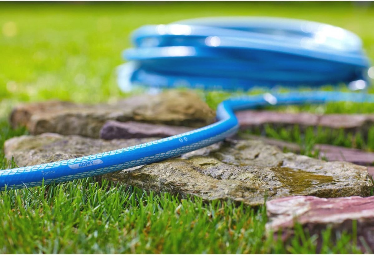 6-Laagse Tuinslang - Flexibele en Duurzame Waterslang voor Tuinirrigatie - UV-Bestendig en Anti-Twist - 3/4 inch, 20 m