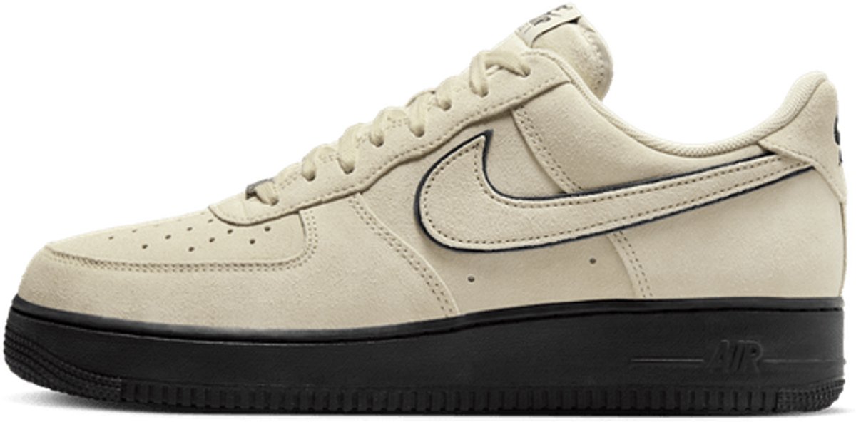 Nike Nike Air Force 1 ’07 LV8 ‘Light Suede’ Sneakers Unisex Khaki