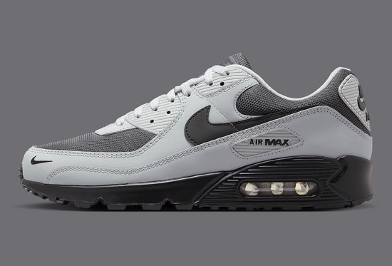 NIKE AIR MAX 90 BASKETS TAILLE 40