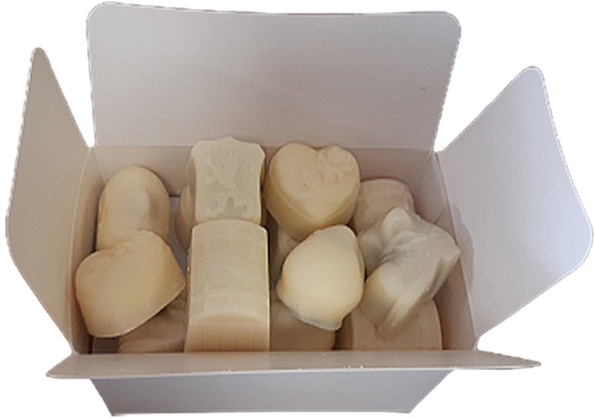 Doos gevuld met handgemaakte witte bonbons – 200 gram. Chocolade cadeau chocola bonbon. Moederdag. Kerst
