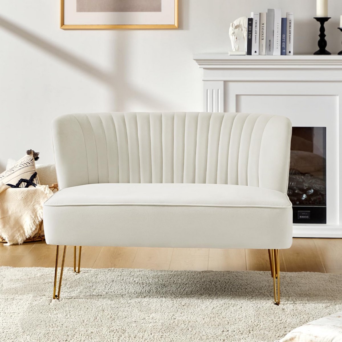 Kleine Loveseat Fluweel Wit - Compacte 2-Zitsbank met Gouden Metalen Poten voor Woonkamer en Appartement
