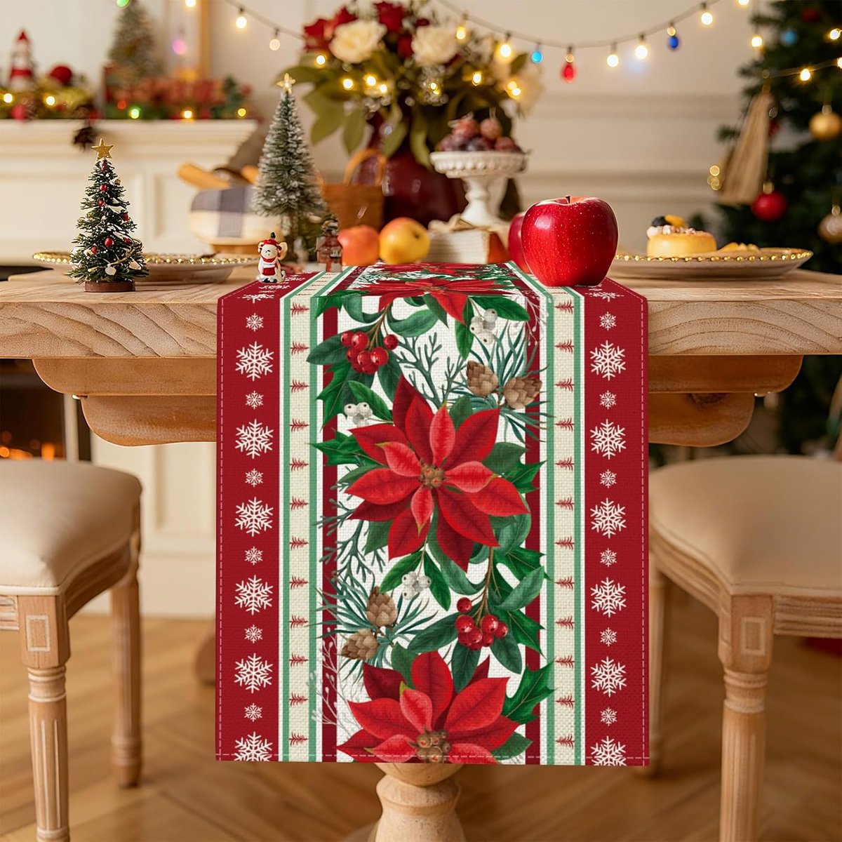 Kerst tafelloper 40x180cm rood groen dennenhut kerstbollen feestelijke sfeer