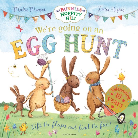Boekcover 'We're going on an egg hunt' met vrolijke konijnen die op zoek zijn naar eieren. Feestelijke vlaggetjes en bloemen.