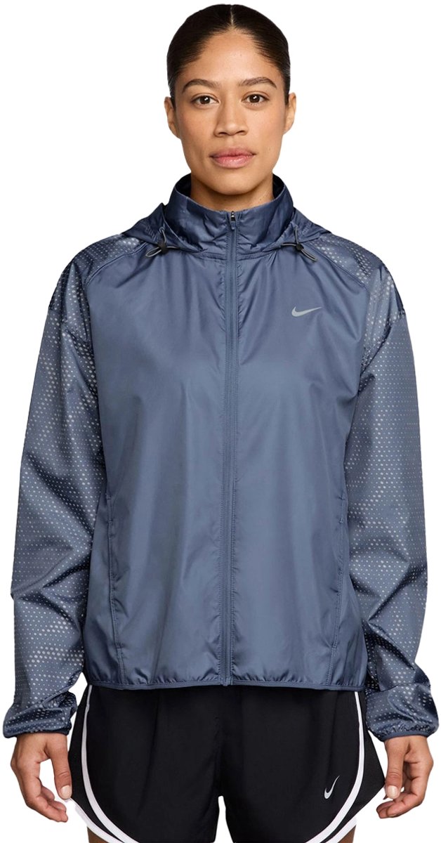 Nike tempo flash repel hardloopjack in de kleur . Blauw