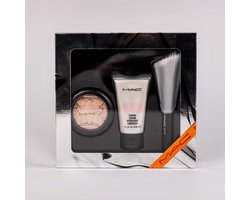 MAC Shiny Pretty Things Glow Better Giftset Pink