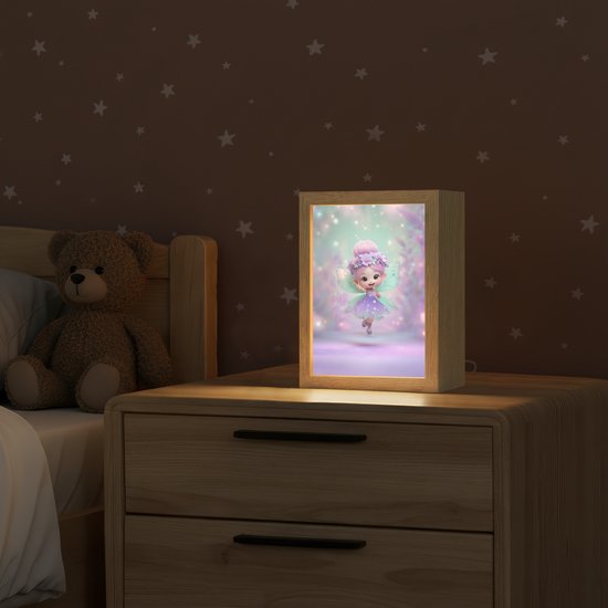 Nachtlampje 15x20 cm - Kinder lampje - Fee - Paars - Sprookje - Tafellamp kinderkamer - Slaapkamer lamp - Bedlamp kinderen - Kinderlampje stopcontact - Wandlamp babykamer - Nachtlampjes van Merkloos — afbeelding 2