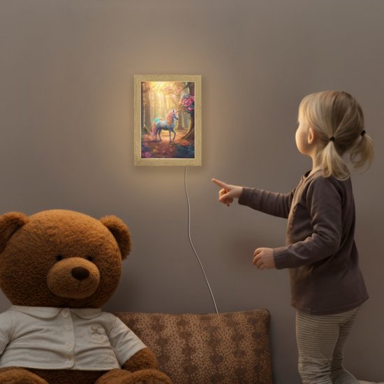 Nachtlampje 15x20 cm - Kinder lampje - Eenhoorn - Bos - Kleurrijk - Bloemen - Meiden - Tafellamp kinderkamer - Slaapkamer lamp - Bedlamp kinderen - Kinderlampje stopcontact - Wandlamp babykamer - Nachtlampjes van OnlyWow — afbeelding 5