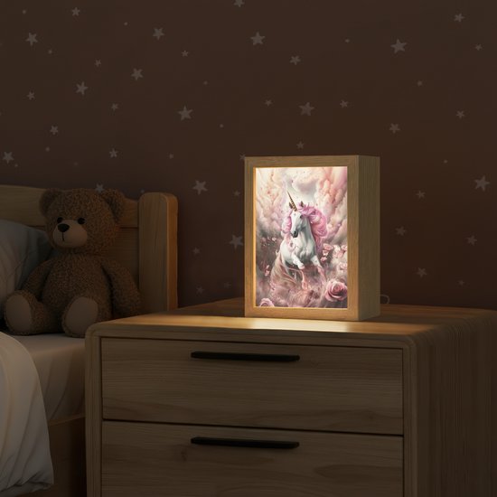 Nachtlampje 15x20 cm - Kinder lampje - Eenhoorn - Meisje - Roze - Bloemen - Sprookje - Tafellamp kinderkamer - Slaapkamer lamp - Bedlamp kinderen - Kinderlampje stopcontact - Wandlamp babykamer - Nachtlampjes van OnlyWow — afbeelding 2