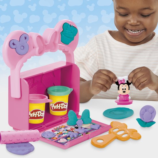 Play-Doh Disney Junior Bakkerij op reis, speelset met Minnie