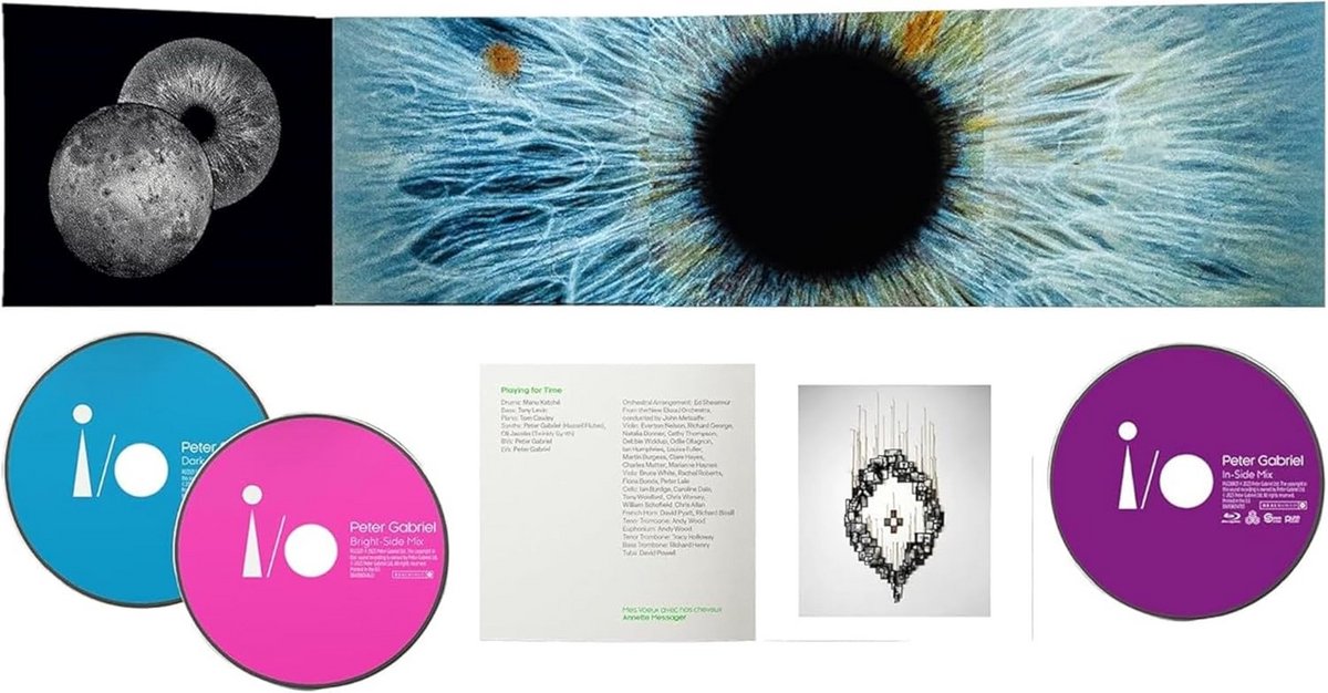 Tweede album met 2CDs en Blu-Ray