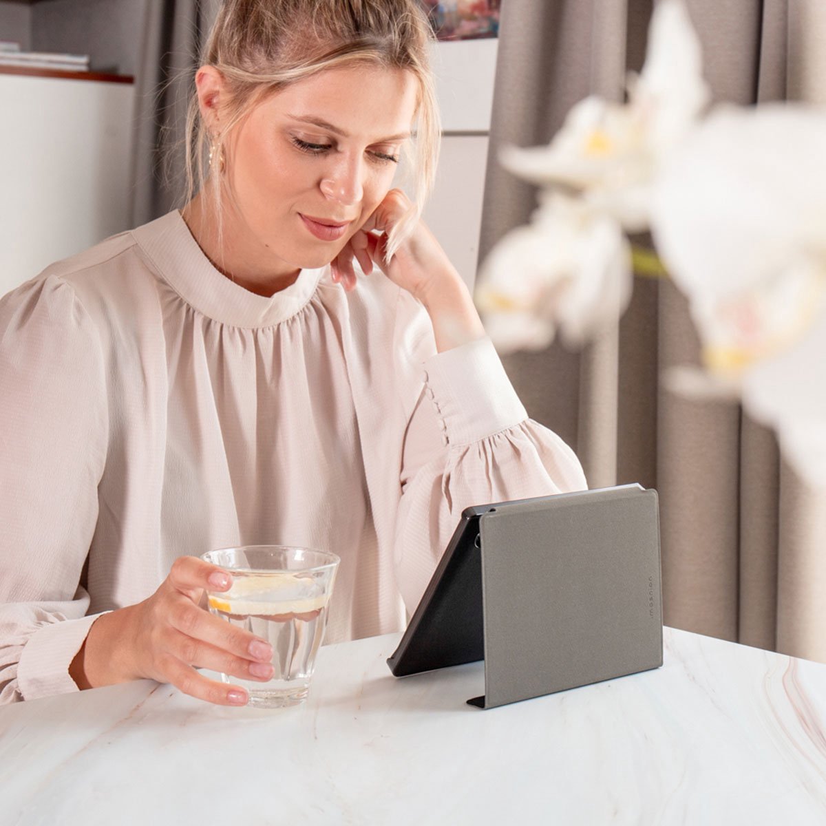 Ereader Hoes - Geschikt voor Kobo Libra H2O – foto 3