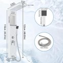 Wit douchepaneel met afmetingen weergegeven: 122cm hoog, 20.3cm breed. Met regen-, waterval-, handdouche en massagejets.