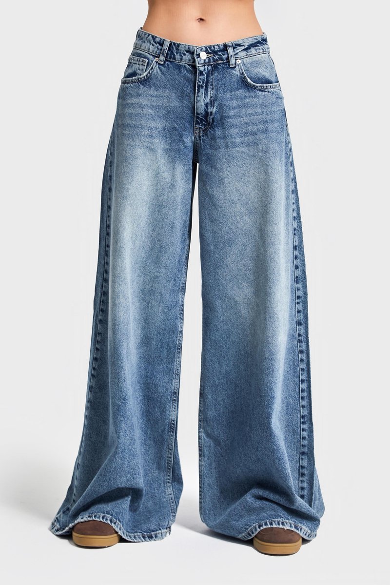 It's Basic - ELEPHANT LEG LOW RISE JEANS - CORNFLOWER