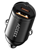 Close-up van een zwarte ACMEZZ autolader met twee USB-poorten: een USB-A en een USB-C poort, beide met oranje verlichting.
