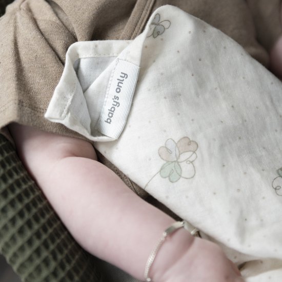 Baby's Only Hydrofiele doek Tender - Clover - 65x65 cm van Baby's Only — afbeelding 2
